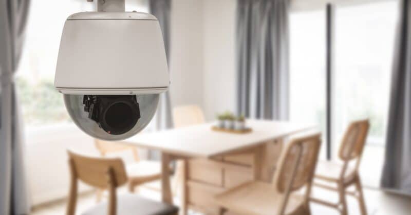 What is Light socket security camera? Read the Details