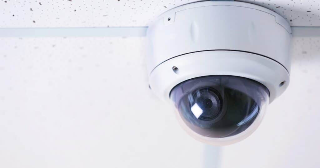 What is Light socket security camera? Read the Details